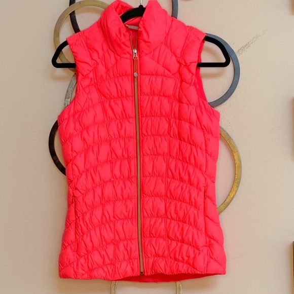 Athleta Downtime Vest - Picture 2 of 6